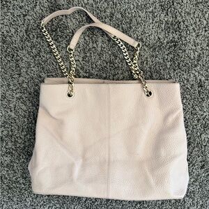 Elegant Cream Tote Bag with Chain Straps